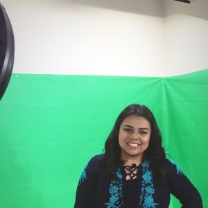 Meet your Posher, Dalila